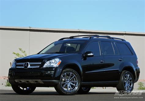 Mercedes Benz Gls Gl Class With Gianelle Spidero In Chrome