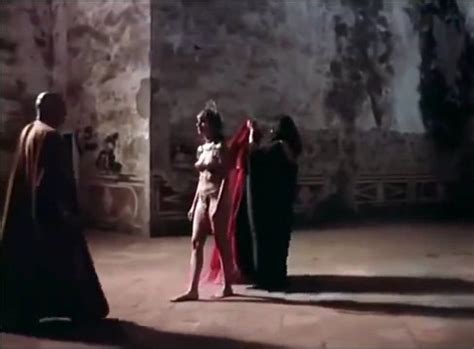 Naked Ellen Sherman In La Mansion De La Locura
