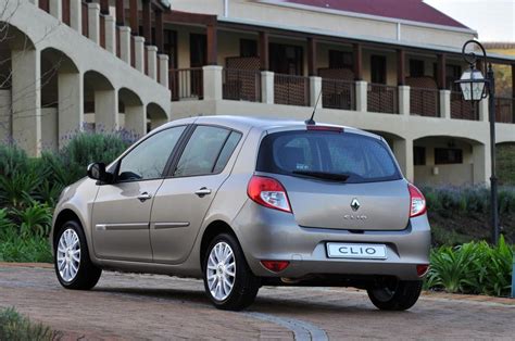 IN4RIDE: AUTOMATIC RENAULT CLIO COMES TO SA