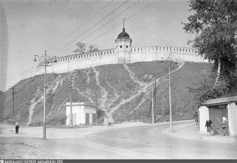 Стена монастыря