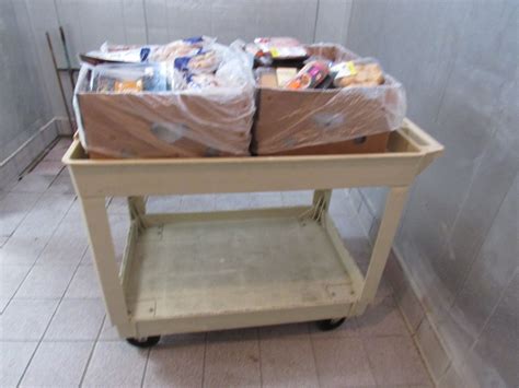 Lot 419 Bus Cart Vision Equipment