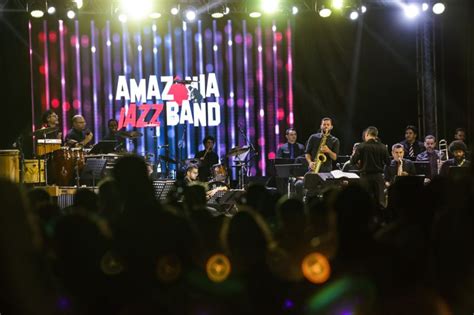 Amaz Nia Jazz Band Leva Vozes Em Defesa Das Mulheres Ao Palco Do