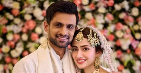 Shoaib Malik সানিয়ার সঙ্গে বিবাহবিচ্ছেদ জল্পনার মাঝেই পাকিস্তানি