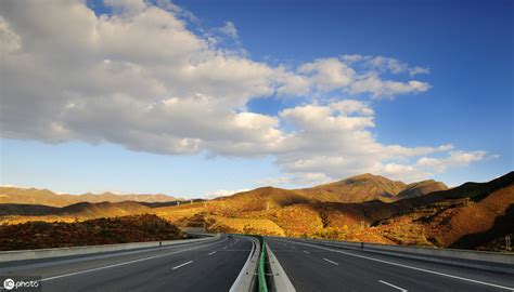 草原天路，号称“中国的66号公路”，壮观美景，犹如画卷 张家口全域旅游攻略 张家口大好河山国际旅行社有限公司