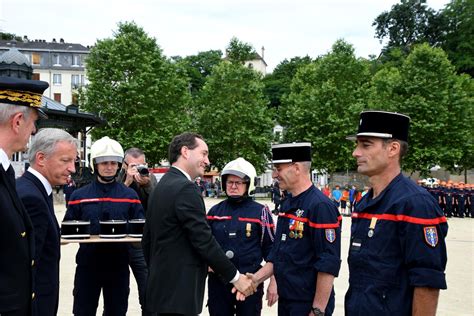 Sapeurs Pompiers Laurent Bourgoin Promu Commandant à Évron