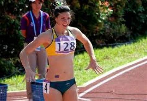 PICTURES Michelle Jenneke Bikini: Australian Runner Instagrams Tanning