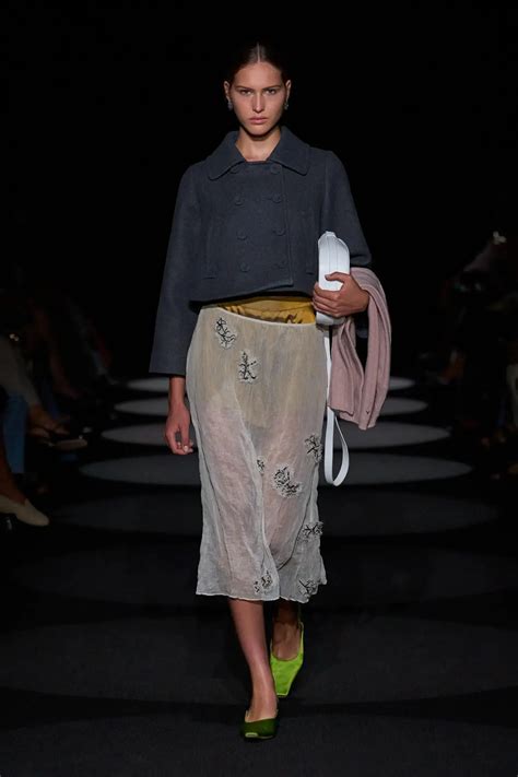 2024 Fashion Week Fawne Jenifer