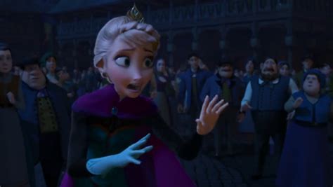 | elsa-frozen-trailer-elsa-scared-flee-2