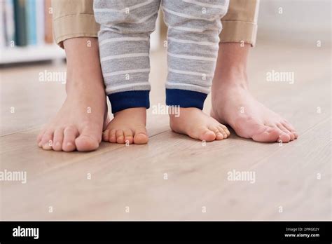 Boys Feet Hi Res Stock Photography And Images Alamy