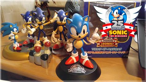 Sonic The Hedgehog Figurine 25th Anniversary Figure Unboxing Time