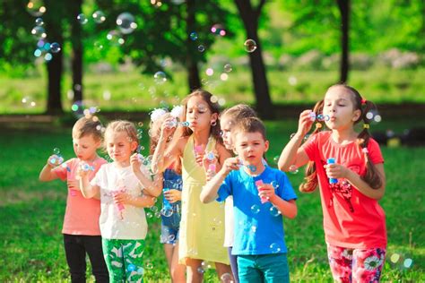 WAKACJE Z ANGIELSKIM FJiN Półkolonie Letnie i Półkolonie Zimowe