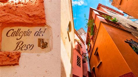 El Callejón del Beso en Guanajauto