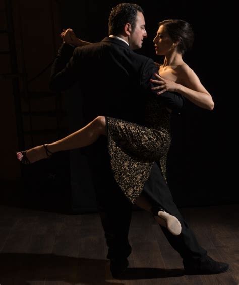 A Grande Richiesta Torna Tango Angus Cotillon Teatro Del Sale