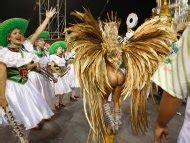 Naked Juju Salimeni In Mancha Verde