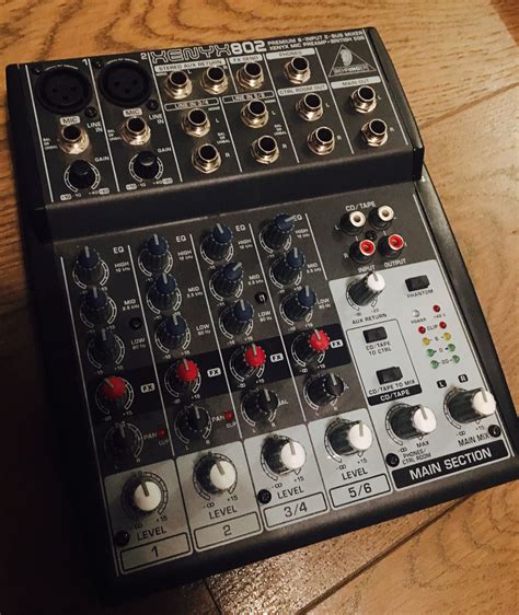 XENYX 802 - Behringer Xenyx 802 - Audiofanzine