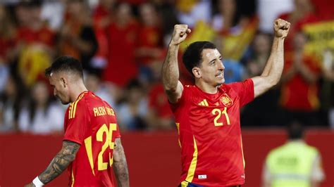 Recital de la selección española en Badajoz 5 0 a Andorra antes de la