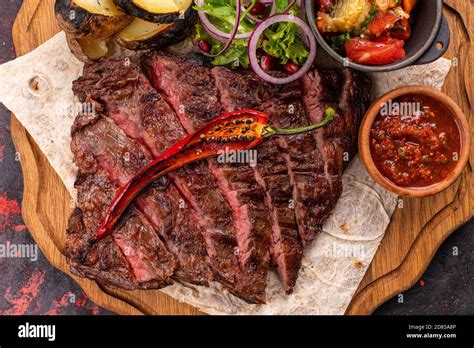 Mixed Grilled Meat Platter Assorted Delicious Grilled Meat With