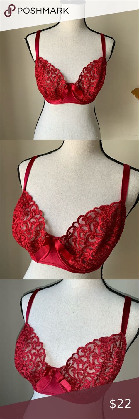 Victorias Secret Red Push Up Bra In 2020 Red Lace Bra Push Up Bra