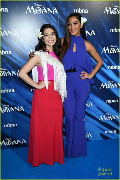 Full Sized Photo of aulii cravalho london moana premiere 08 | Moana's ...