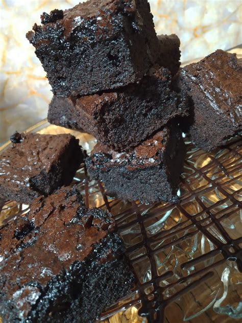 BROWNIES AND DRIZZLES RECIPE PAID TUTORIAL by: Aisha Bakes Public Group ...