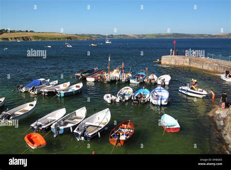 Small Fishing Villages High Resolution Stock Photography And Images Alamy