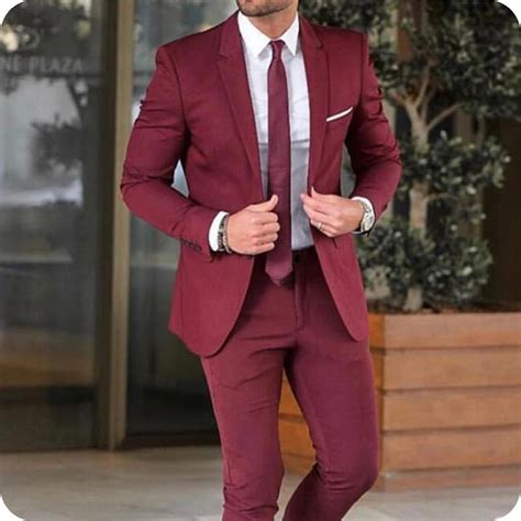 Total 39 Imagen Outfit Traje Vino Hombre Abzlocal Mx