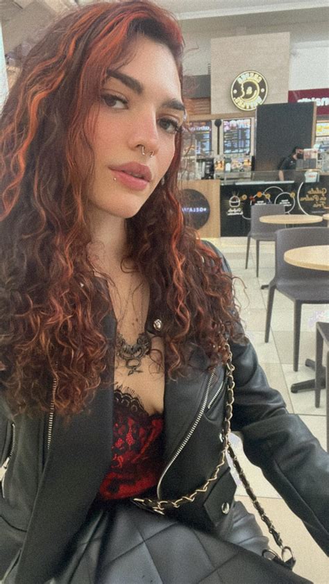 F I Walk Around Malls Looking Like This Hoping That Someone Will Fuck Me In A Toilet Stall