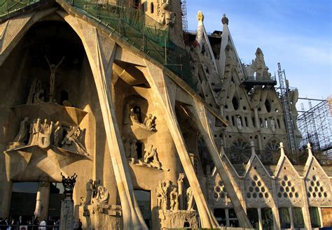 Las 18 torres de la Sagrada Familia estarán terminadas en 2022 Diario