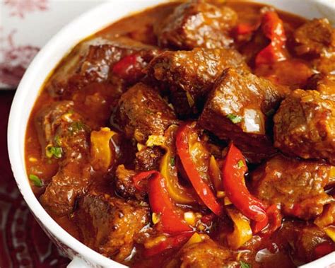 Ungarisches Gulasch Pörkölt Leichte Rezepte