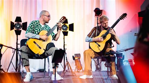 Letnie wieczory u Mennonitów UPALNY WIECZÓR Z GITARĄ Adam Woch