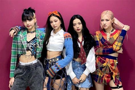 Blackpink Becomes 1st Girl Group To Top Billboard’s Artist 100 Grabs No 1 On World Albums