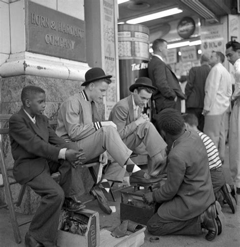 A whole album of 1950's New York Cool. • /r/OldSchoolCool | New york street, Vintage new york ...