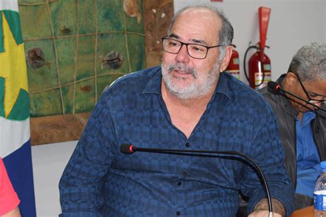 Presidente Do Crea MT Juares Homenageia Engenheiros Agrimensores E