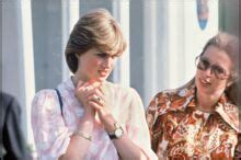 Lady Diana lhommage poignant de son frère Charles Spencer elle