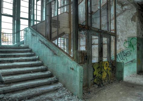 Hospital Velho Em Beelitz Imagem De Stock Imagem De Pedra