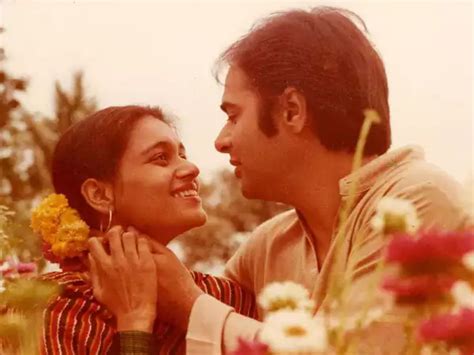 Supriya Pathak Recalls Fond Memories With Farooq Shaikh From Sets Of