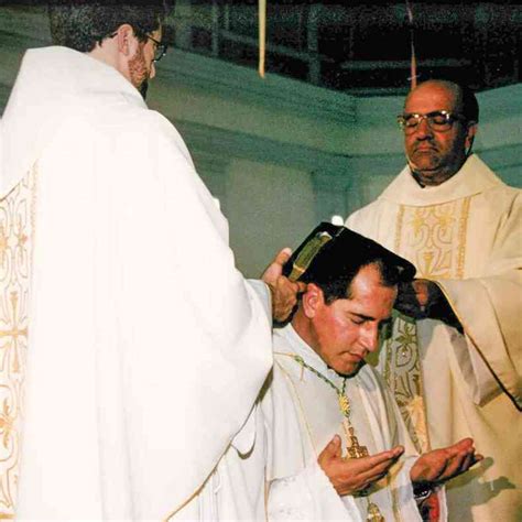 Arcebispo De Belo Horizonte Comemora Anos De Consagra O Episcopal