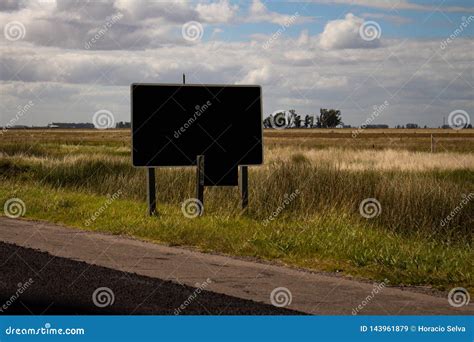 Affiche Au Bord De L Itin Raire Paysage De Pays Image Stock Image Du