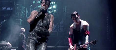 Rammstein w utworze Ich Tu Dir Weh z koncertu w USA - Antyradio