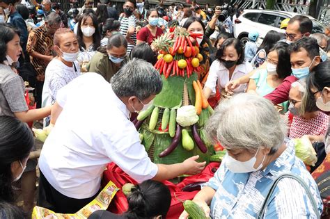 Menapaki Jalan Hidup Sebagai Umat Yang Percaya Pada Janji ALLAH SANG