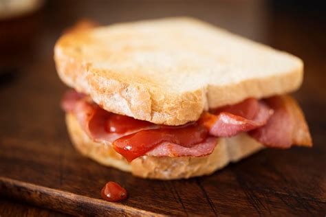 Brits Reckon The Best Bacon Sandwich Is Served On White Bread With