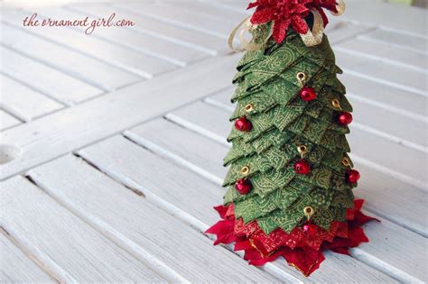 Folded Fabric Christmas Tree Pattern