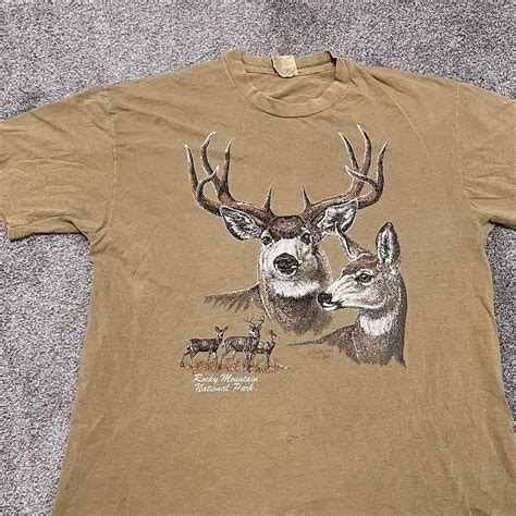 Vintage Hanes Deer Graphic Tee Shirt Sz Is Xl Fits Depop