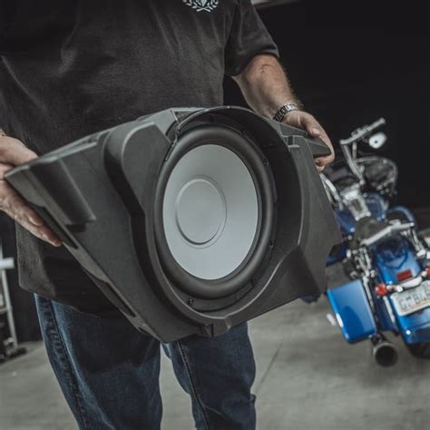 Harley Davidson Street Glide Road Glide Saddlebag Subwoofer Kit