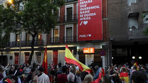 Las Protestas Contra El Gobierno Se Extienden Y Ferraz Sede Del Psoe