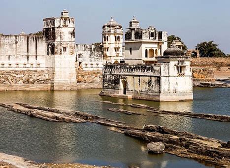 Padmini Palace Chittorgarh – Must Visit Heritage Place in Rajasthan