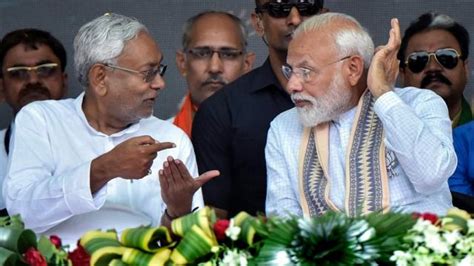 Prime Minister Modi Congratulated Cm Nitish Kumar After Swearing In As