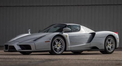 Ferrari Enzo Allasta Un Esemplare Unico 20 Anni E Appena 227