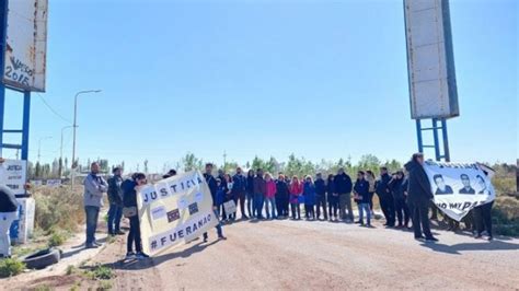 Explosi N De La Refiner A Nao Familiares Se Movilizaron Y Exigieron