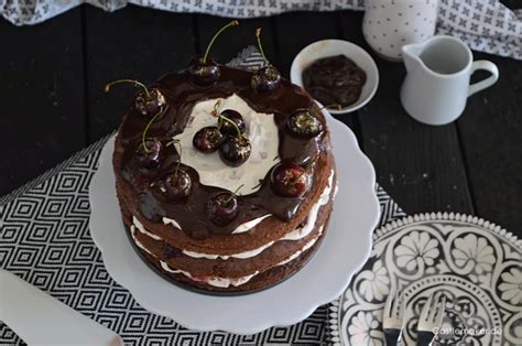 REZEPT für naked cake mit Kirschen à la Schwarzwälder Kirschtorte